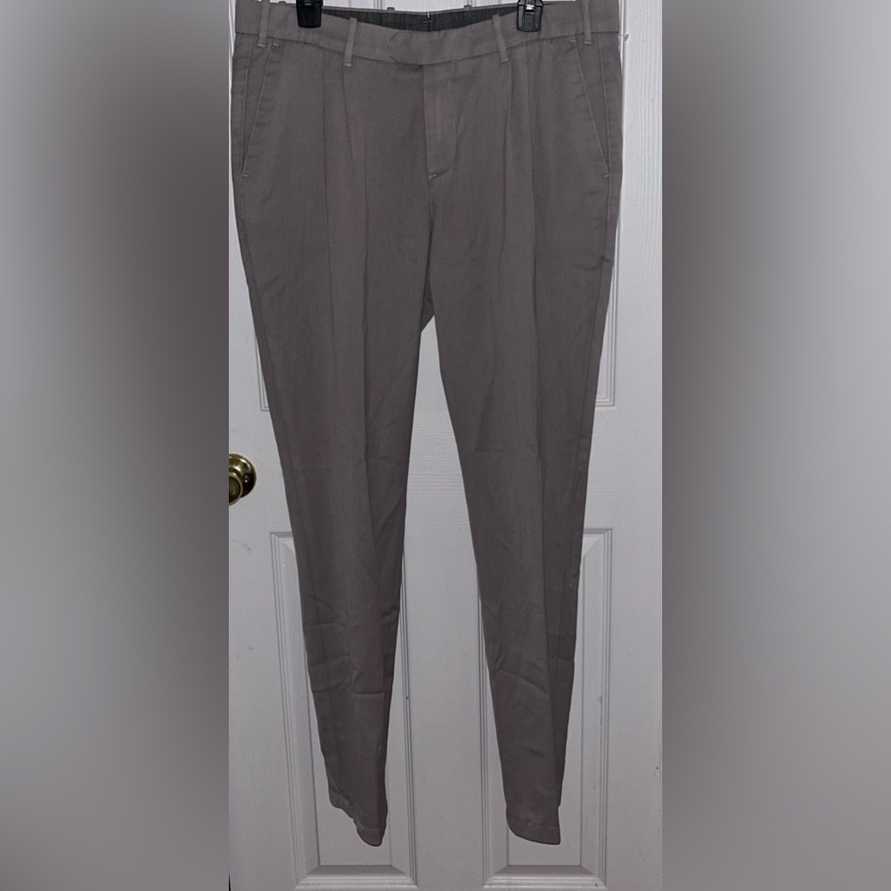 Eleventy Gray Chinos